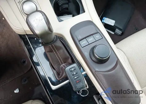 2017 Lexus Es 350 z USA, uszkodzony, nr VIN 58ABK1GG8HU043277